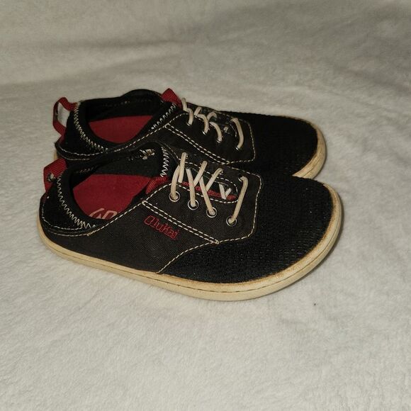 Olukai Slip On Boys Shoes 8 - Picture 1 of 6